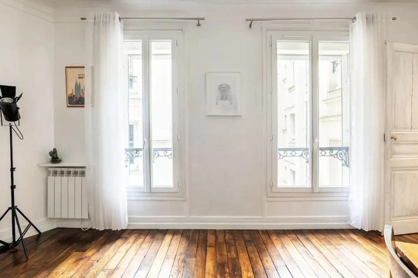 Spacious Bright In Montmartre * Paris